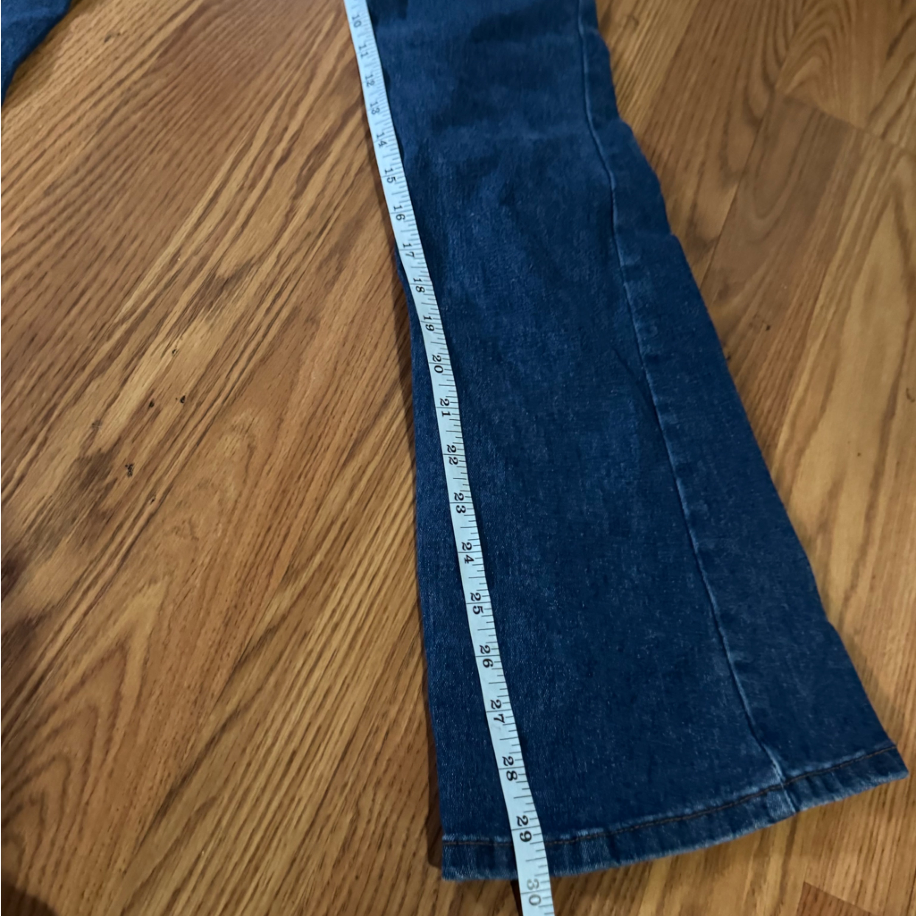 Rise Supply Co Medium Wash Denim Flared Wide Leg Jeans Classic Y2k Basics — image 7 of 8